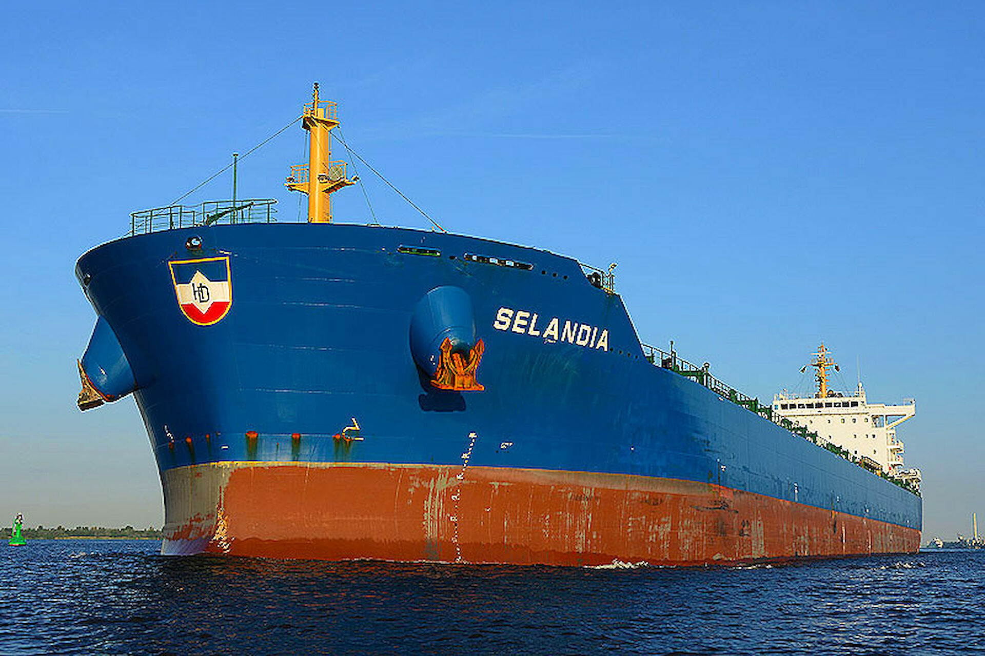 Bulk carrier