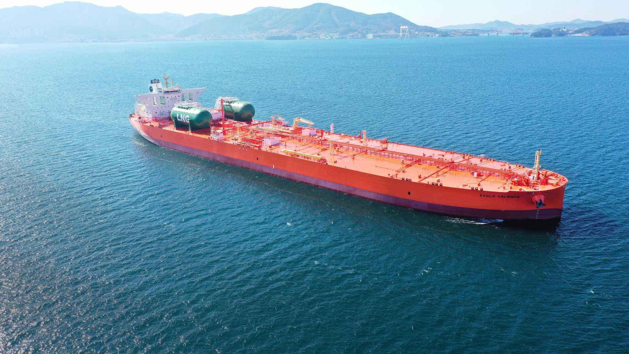 Oil and Chemical tanker:- 13 Vessels