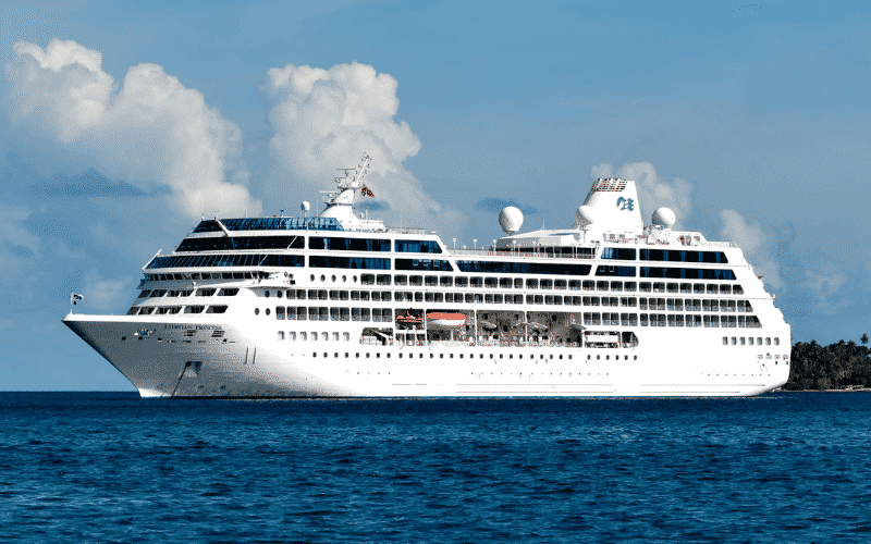 Cruise Ship