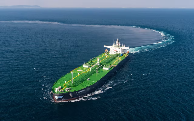 Crude Oil Tanker