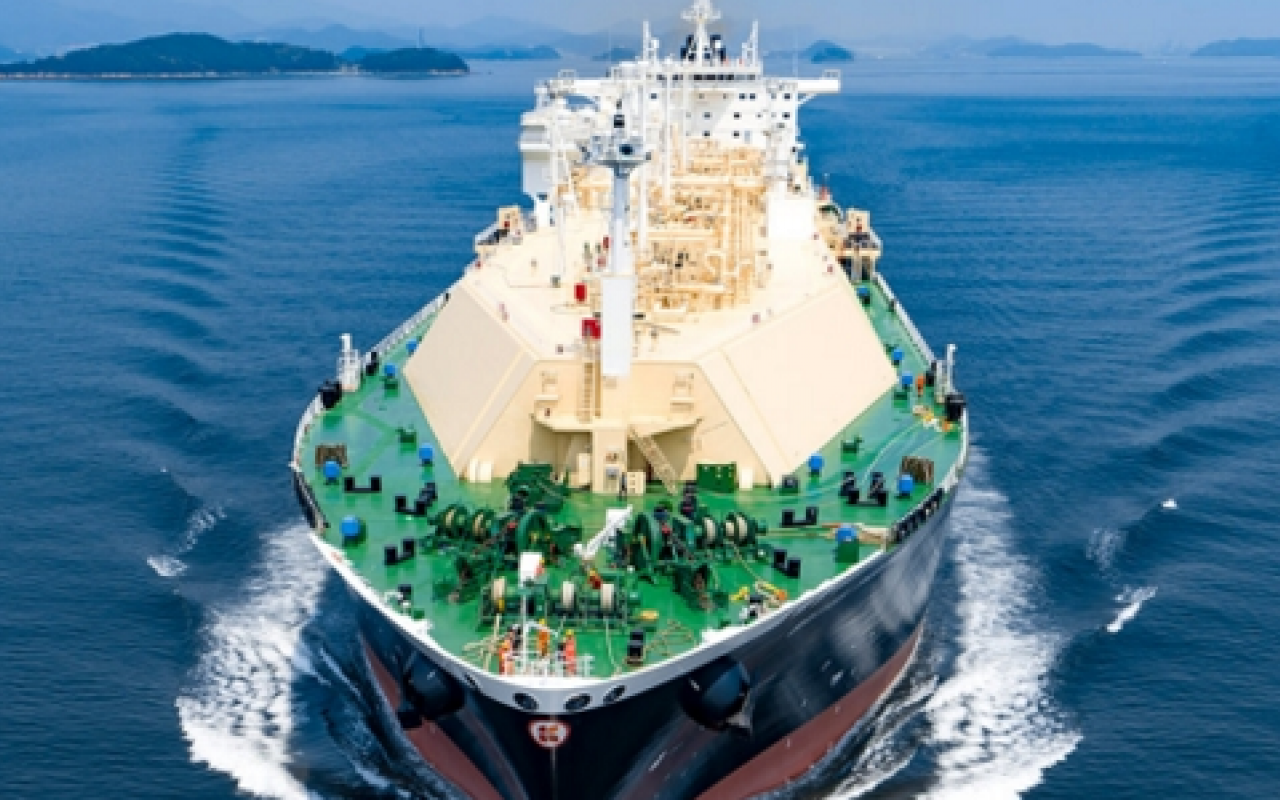 LNG Tanker